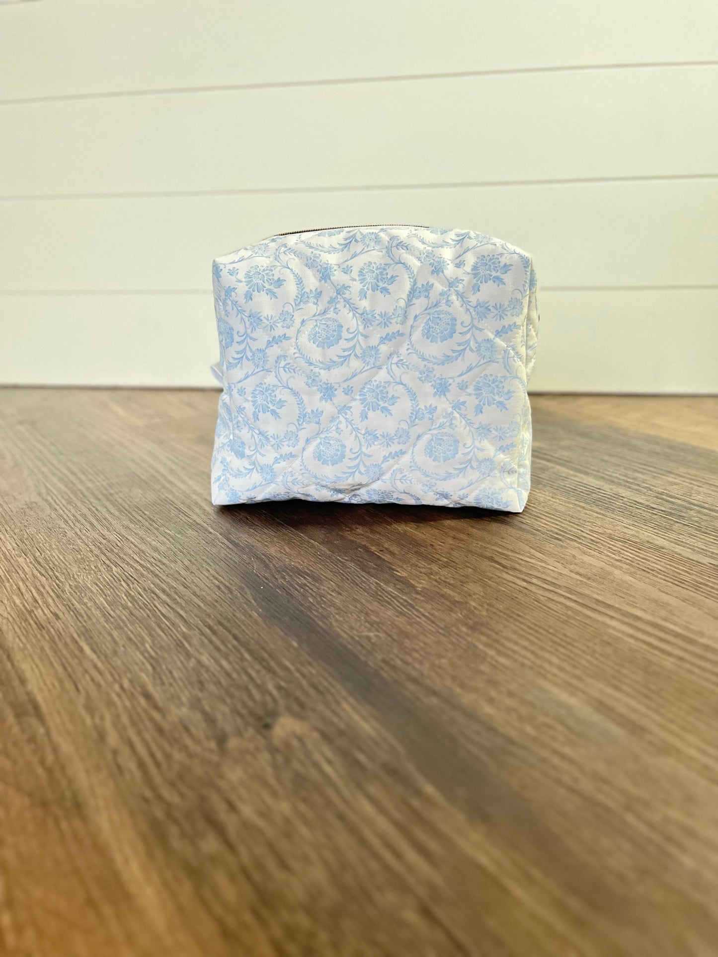 Essentials Pouch